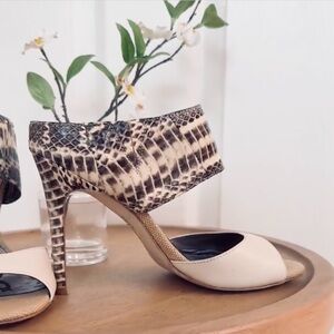 SAM EDELMAN ~ Women’s Scottie 4-inch heeled snakeskin peep toe mules size 7